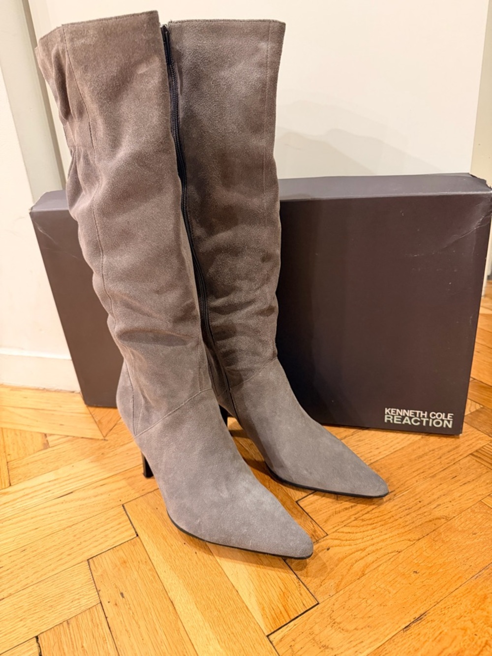 Kenneth Cole Reaction Go For It Grey Suede Knee High Boots Size 11